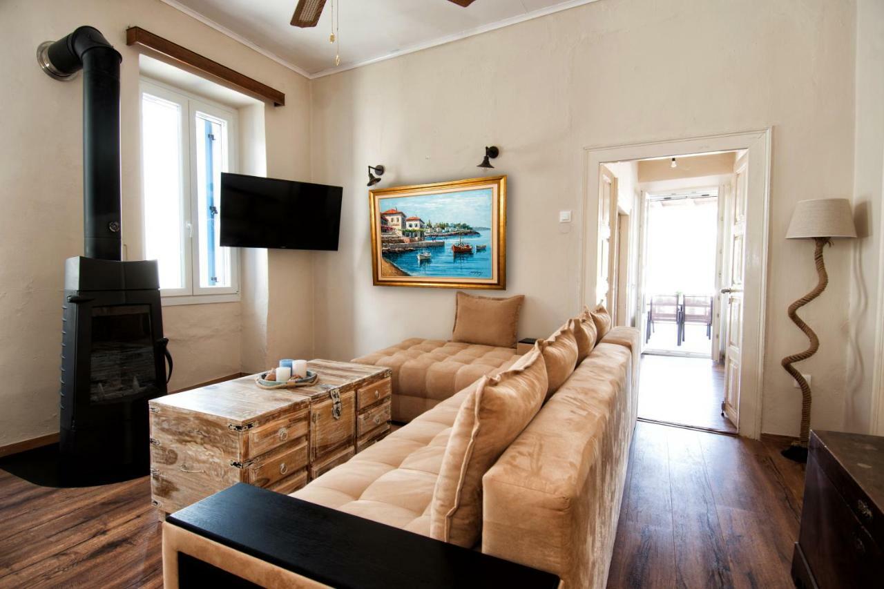 The Veranda Of Gavrion-Exclusive, Centrally Located With Seaview Екстериор снимка